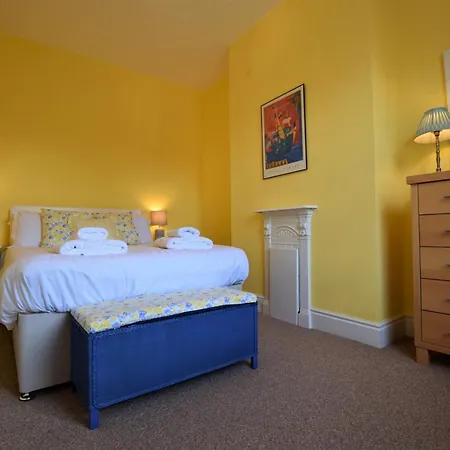 3 Bed In 74150 Semesterbostad *