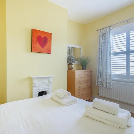 3 Bed In 74150 纳尔斯伯勒